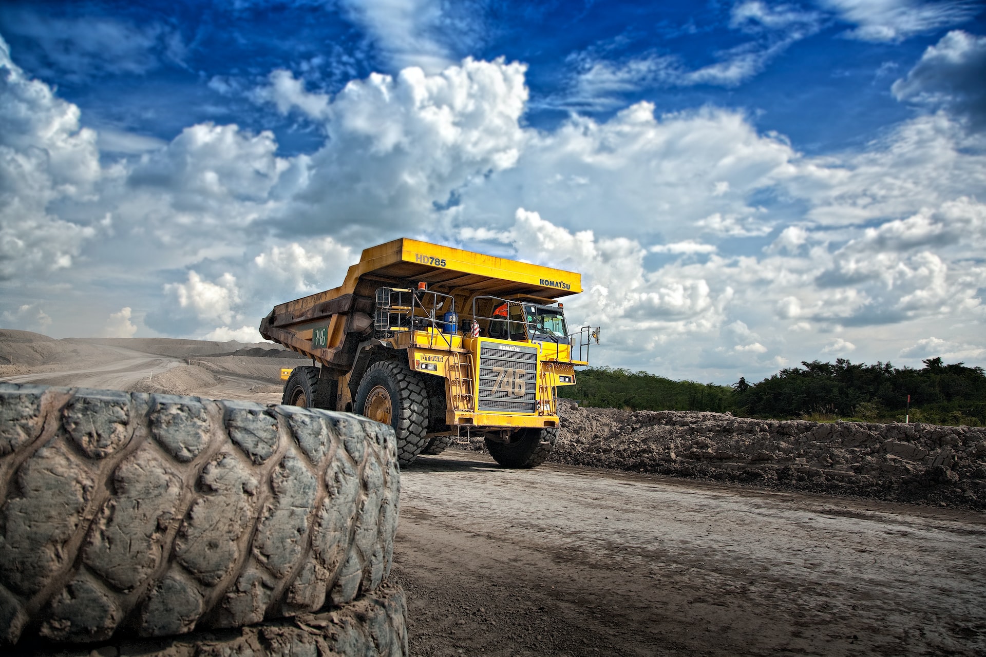 How Equipment Hire Can Improve Your Mining Operations?